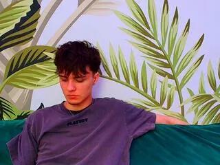 eryk_adams on Flirt4Free 