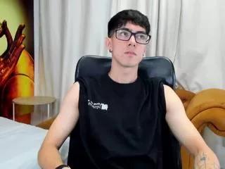 etham_wolf on Flirt4Free 