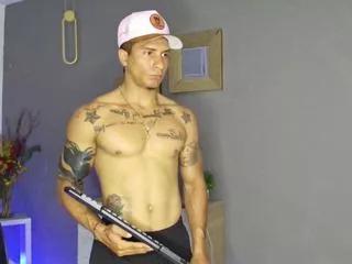 fagu_lion on Flirt4Free 