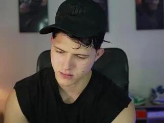 hazzan_velez on Flirt4Free 