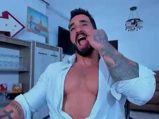 ian_hunk on Flirt4Free 