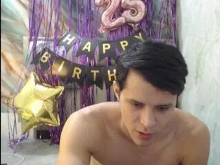 isaiah_rhodes on Flirt4Free