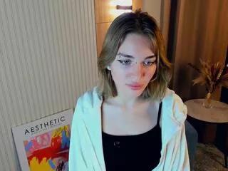 jazmine_hoevel on Flirt4Free