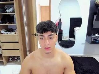 jhonald_evans on Flirt4Free 