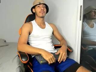 jhosep_hamilton on Flirt4Free 