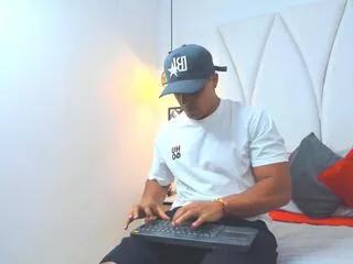 joao_do_santos on Flirt4Free 