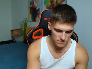 joel_lopez on Flirt4Free 