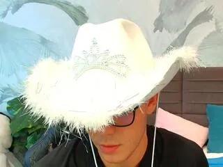 johnny_october on Flirt4Free