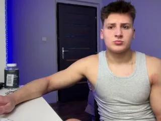 josh_mendes on Flirt4Free 