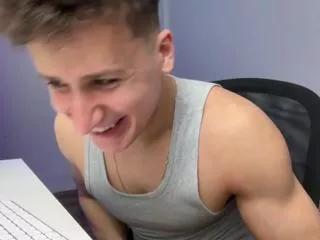josh_mendes on Flirt4Free 