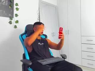 kevin_bray on Flirt4Free 