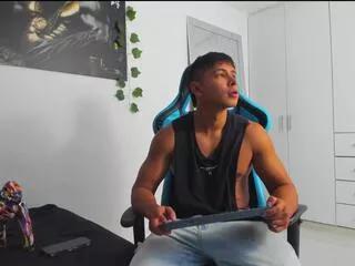 kevin_bray on Flirt4Free 
