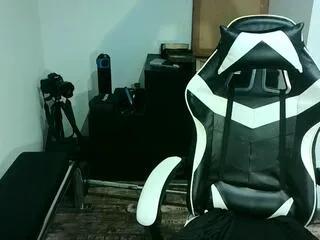 kevin_hotter on Flirt4Free