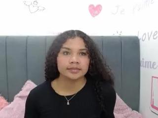 Freechat kitty_brooke on Flirt4Free