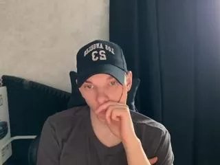 Offline kyle_dion on Flirt4Free