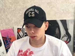 Offline kyle_dion on Flirt4Free