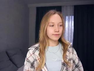 kyong_marrujo on Flirt4Free