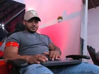 layton_fox on Flirt4Free 