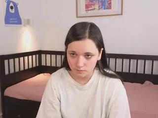 leanna_economy on Flirt4Free