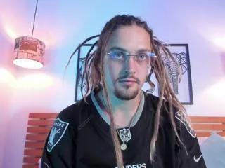 liam_lionn on Flirt4Free 