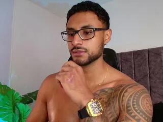 liiam_garcia on Flirt4Free