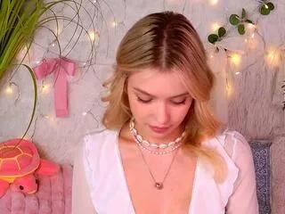 lily_rooney on Flirt4Free 