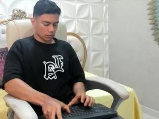 logan_jackson on Flirt4Free 