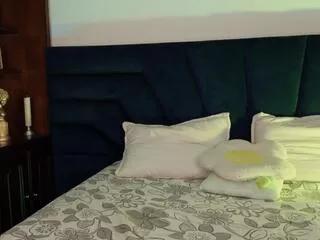 lola_berry on Flirt4Free 