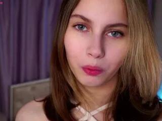 lorie_bellinder on Flirt4Free