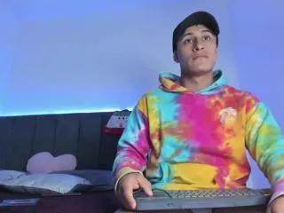 luca_monroe on Flirt4Free