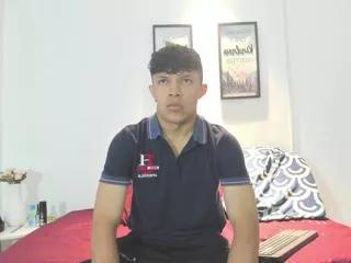 lucas_luxx on Flirt4Free 