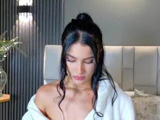 Offline lucia_collins on Flirt4Free