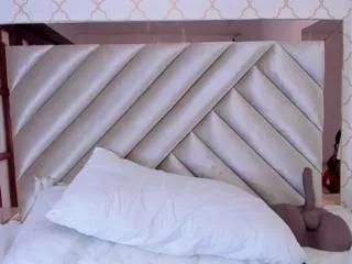 lucia_jhones on Flirt4Free 