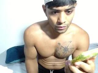 luciano_nixon on Flirt4Free
