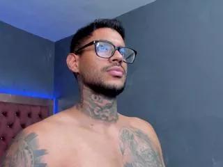 luigi_vitalee on Flirt4Free 
