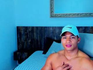 luke_wayne on Flirt4Free 