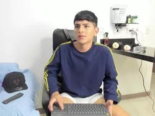 lyam_amatista on Flirt4Free 