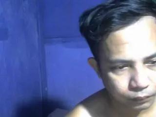 lyndon_f on Flirt4Free 