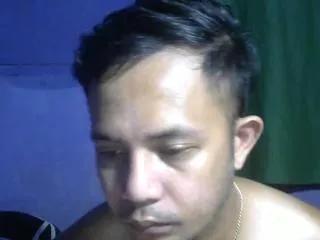 lyndon_f on Flirt4Free 