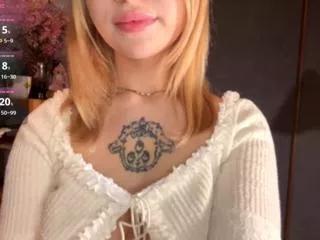 lynette_grindell on Flirt4Free 
