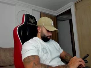 magnus_wolf on Flirt4Free 