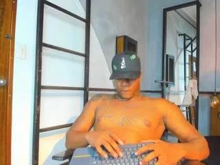 Offline marco_wills on Flirt4Free