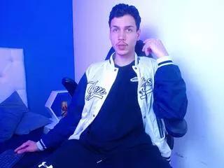 marcus_hanks on Flirt4Free 