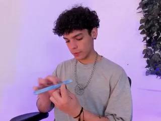 marlon_smiith on Flirt4Free 
