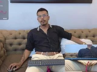 Offline master_maxx on Flirt4Free