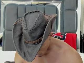 mat_strong on Flirt4Free 