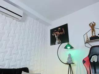 matheo_brown on Flirt4Free 