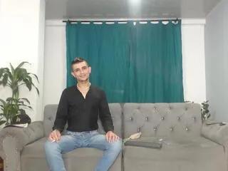 mathew_tommy on Flirt4Free