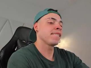 maxwell_dupont on Flirt4Free 