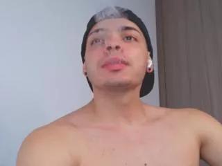 maxwell_dupont on Flirt4Free 